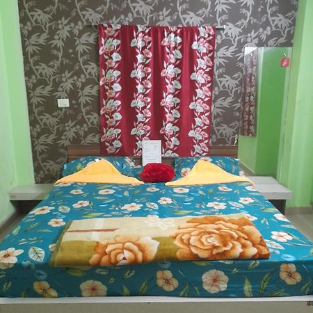 Hotel Tirupati Puri Exterior photo